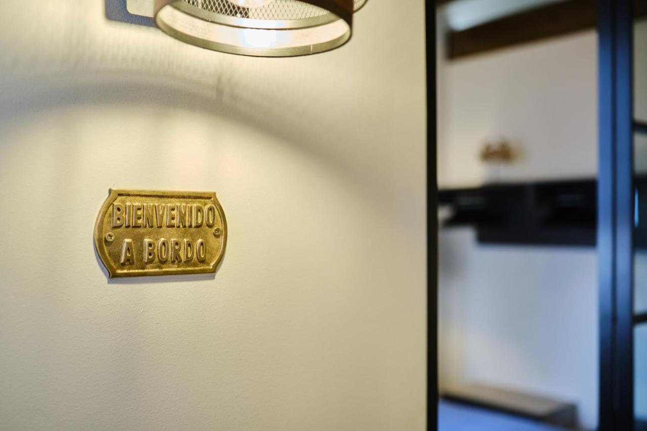 Apartamento El Amarre - Navega En El Camarote De Un Navio Con Historia - Grupo Querbes Gijón Exterior foto